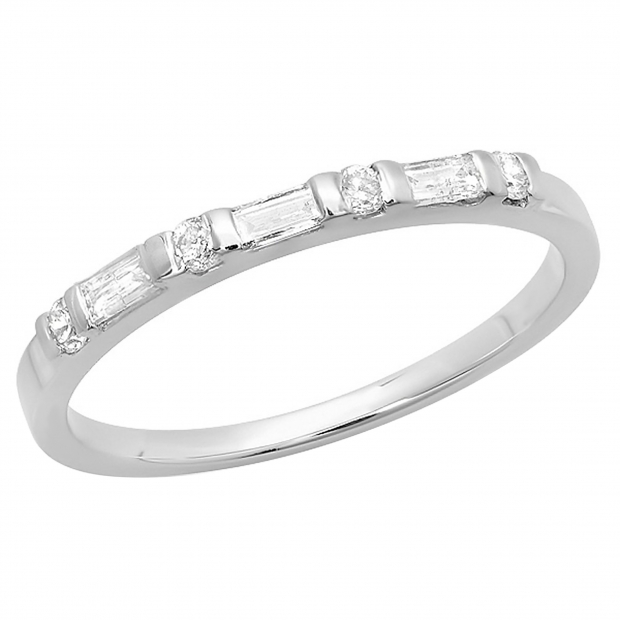 30 Carat (ctw) 10K White Gold Round and Baguette Cut Diamond Ladies ...